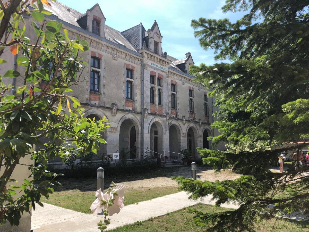 Hotel Le Rayon de Soleil Châtelaillon-Plage Exterior foto